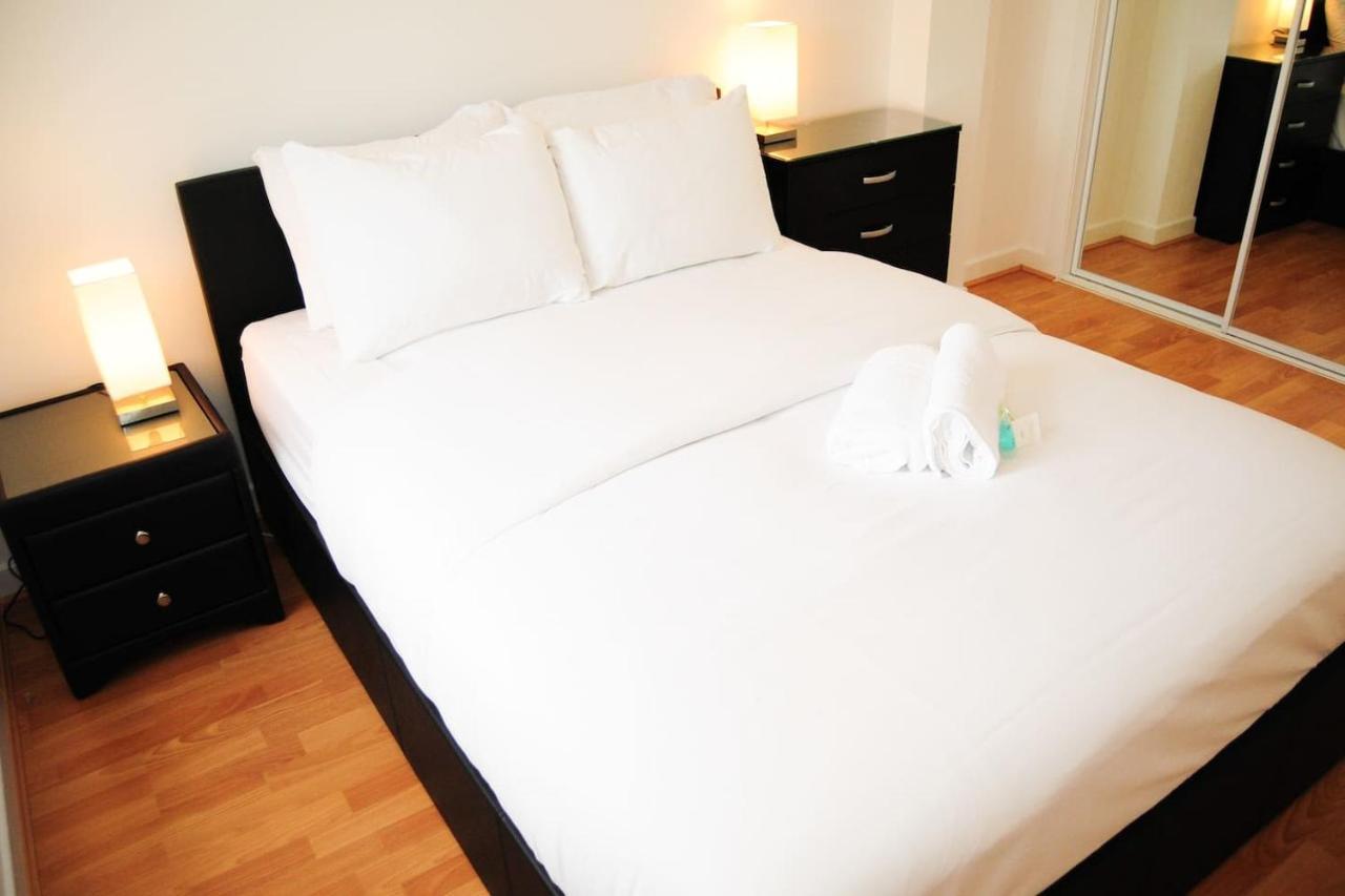 New Glasgow Family Home - Private Parking ภายนอก รูปภาพ